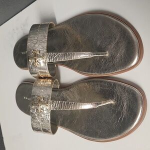 Tory burch flat sandal in 10.5 nwb